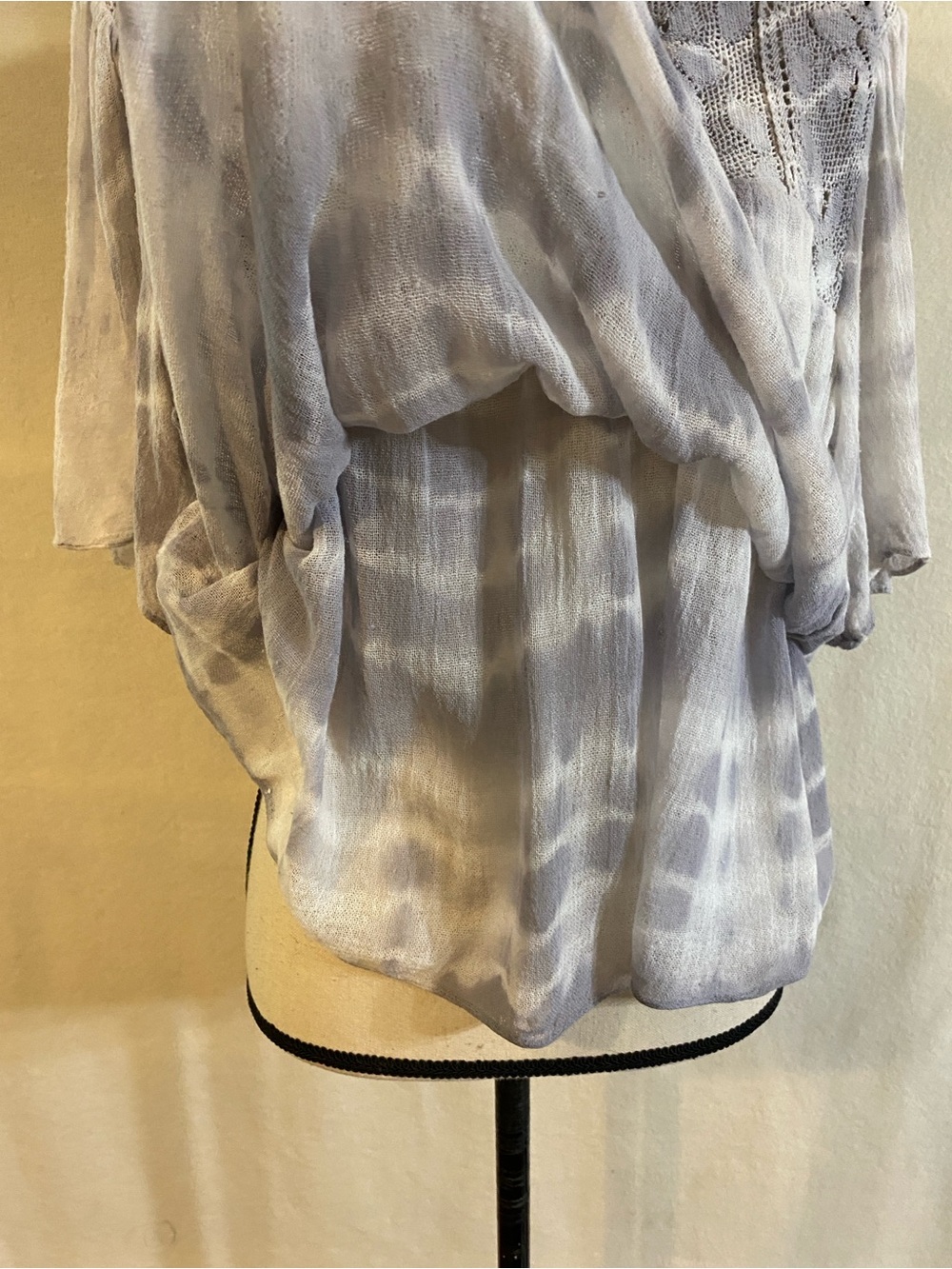 Jen's Pirate Booty grey white tie dye double gauze cropped blouse top - Picture 8 of 10